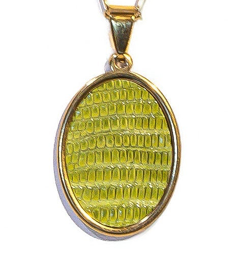 Keylime Lizard Oval Signature Pendant