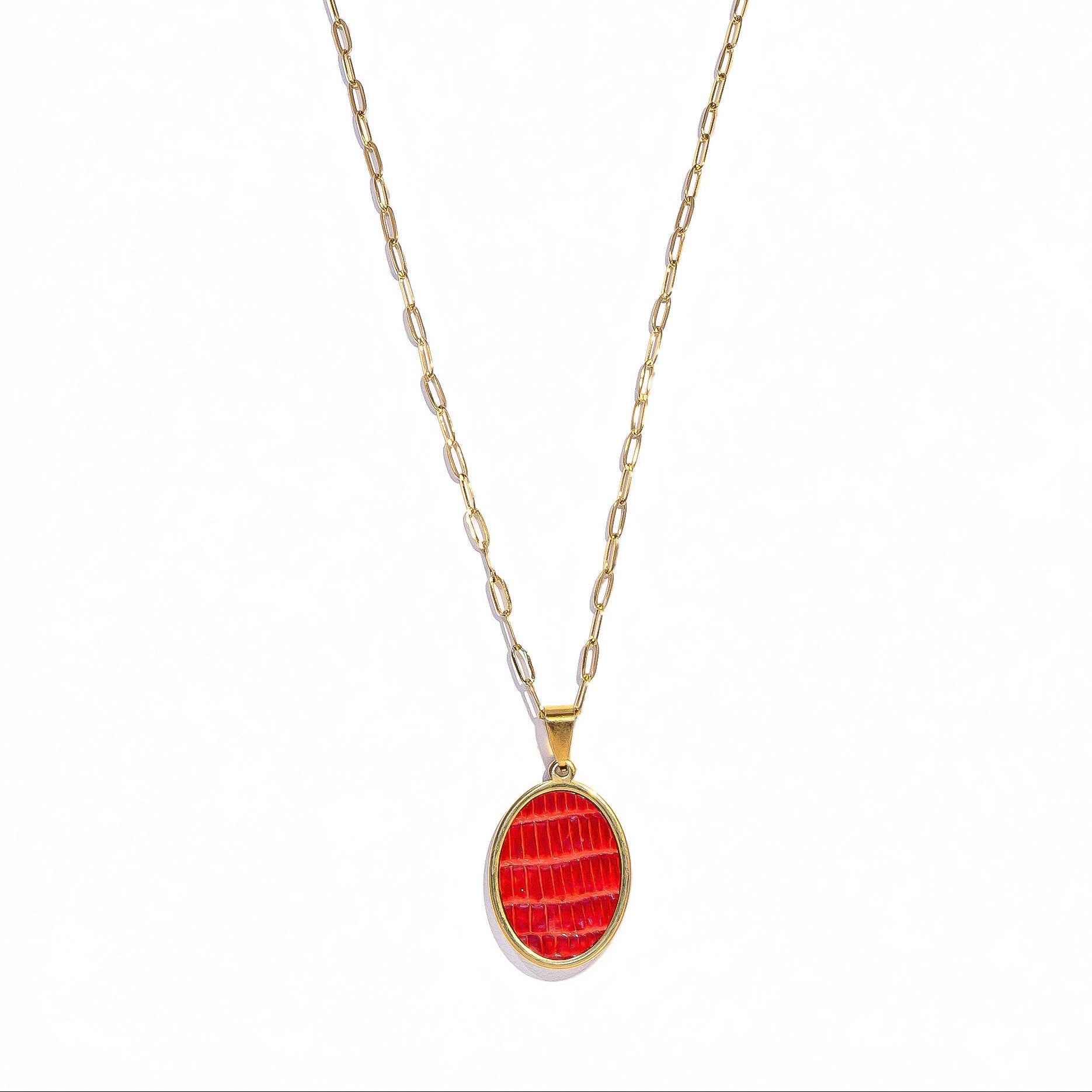 Rouge Lizard Oval Signature Necklace